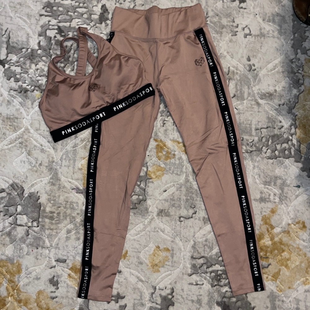PinkSodaSport Set